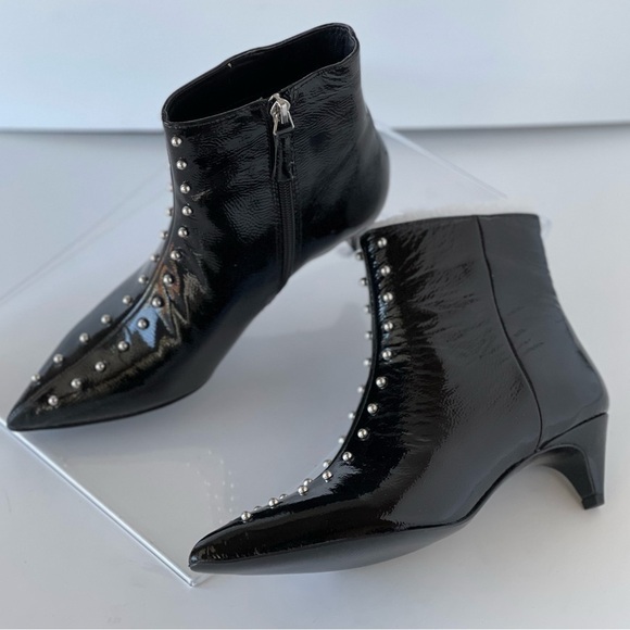 Nine West Black Patent Leather Ankle Boots Kitten Heels Studs Pointed Toe, 5M - Picture 4 of 10